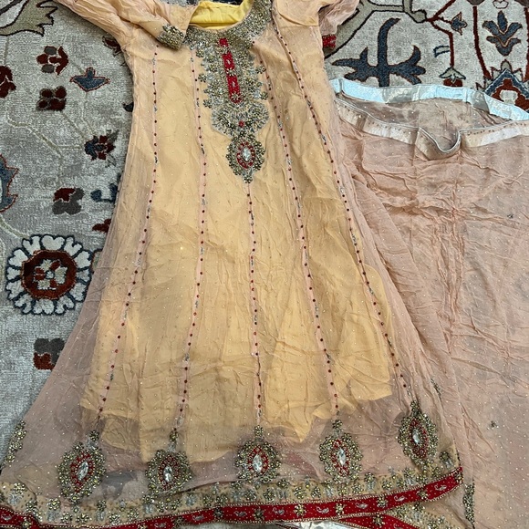 Used once Indian maxi party dress medium size - Picture 8 of 9